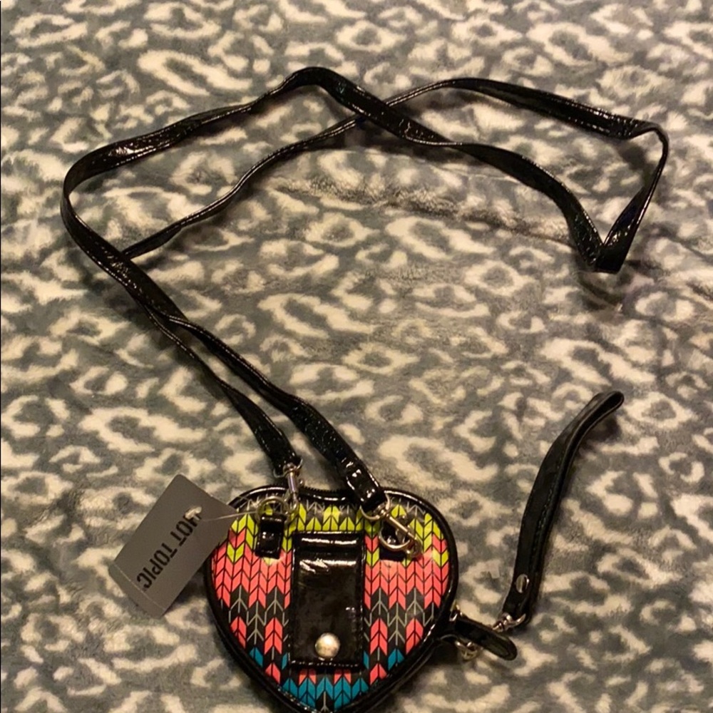 Hot Topic Crossbody Rainbow Heart Mini Pouch